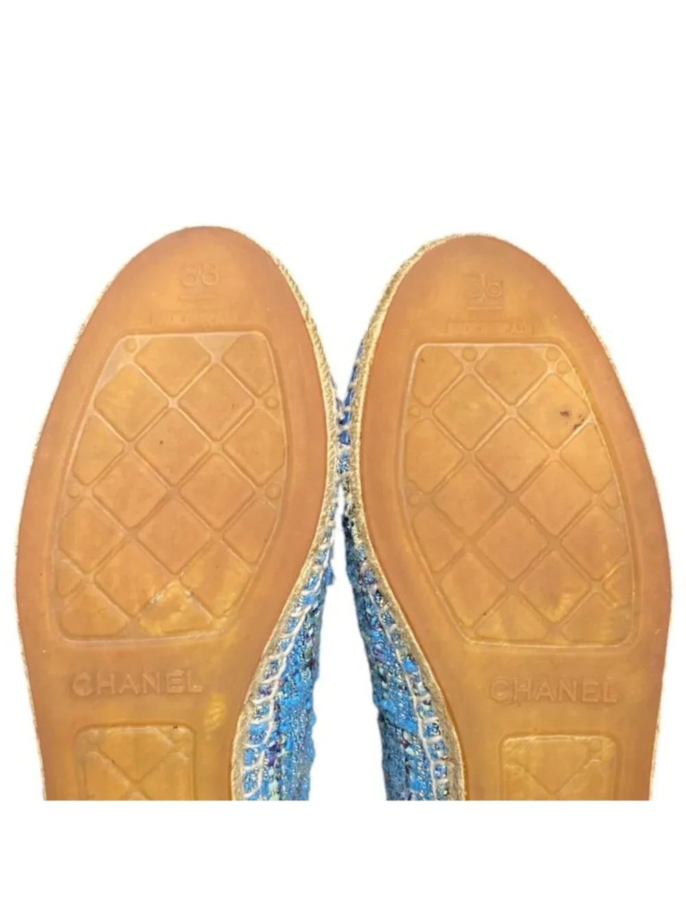 Chanel Tweed CC Logo